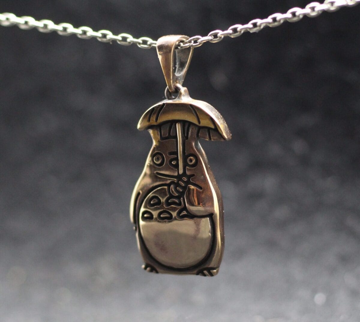 Totoro with Umbrella Pendant - Image 5