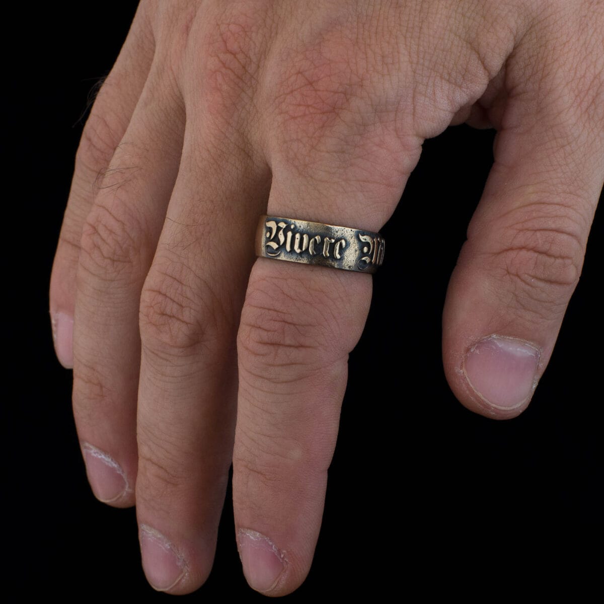 Vivere Militare Est latin phrase ring - Image 6