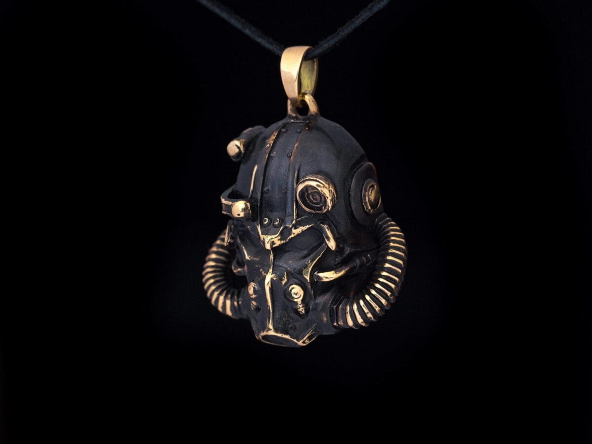 T-51b Power Armor Helmet Fallout Pendant - Image 1