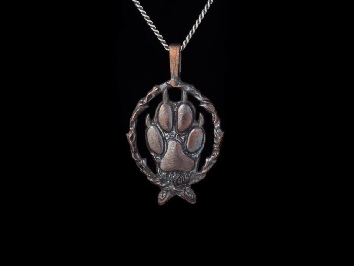 Wolf Paw Pendant - Image 2