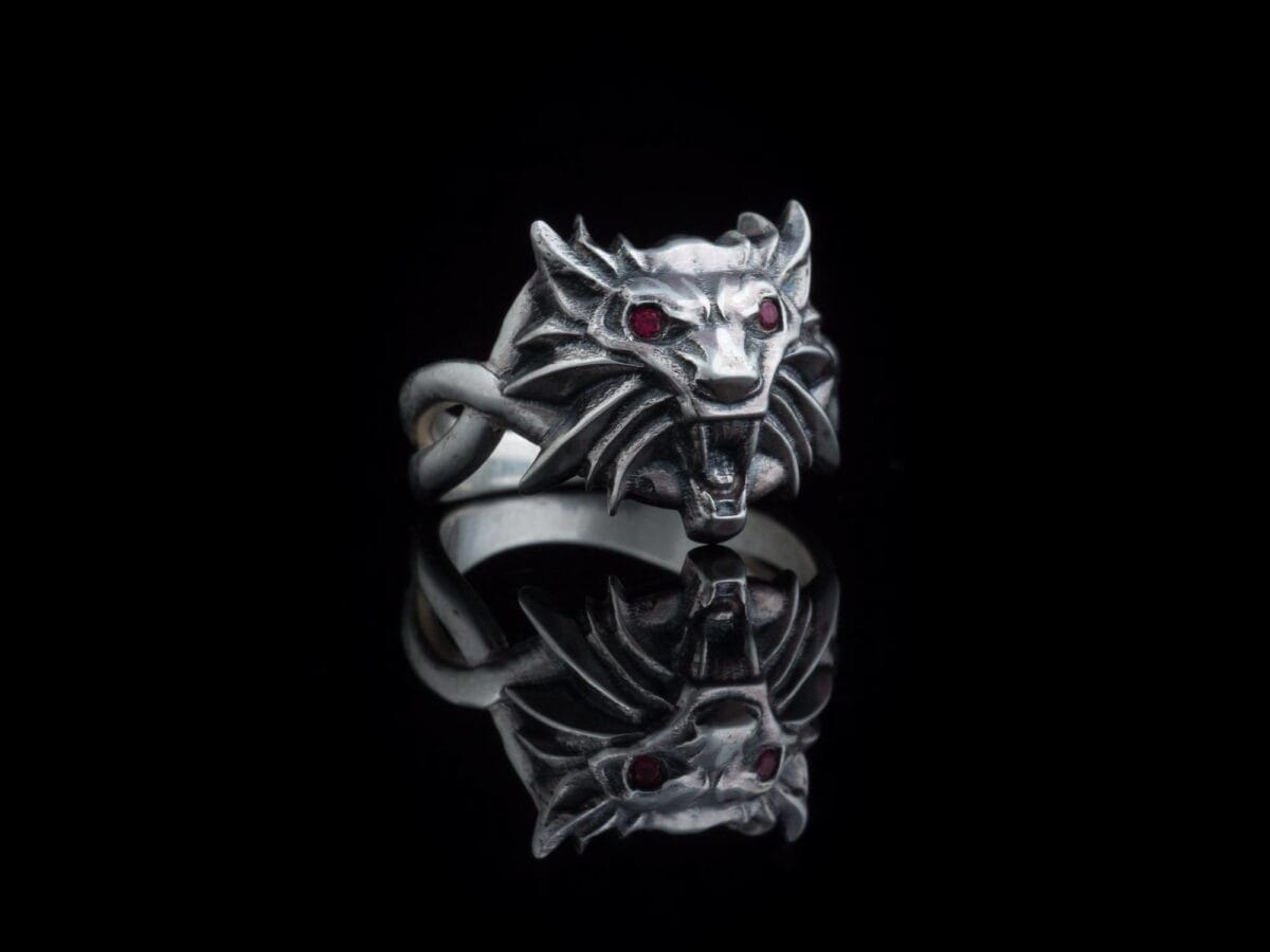White Wolf Small Ring - Image 6