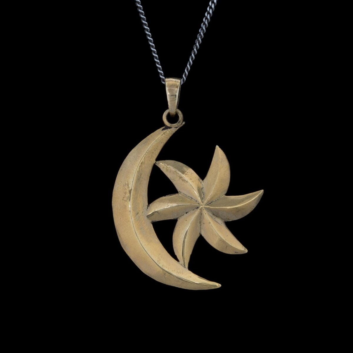 Moon-and-Star Elder scrolls Pendant - Image 2