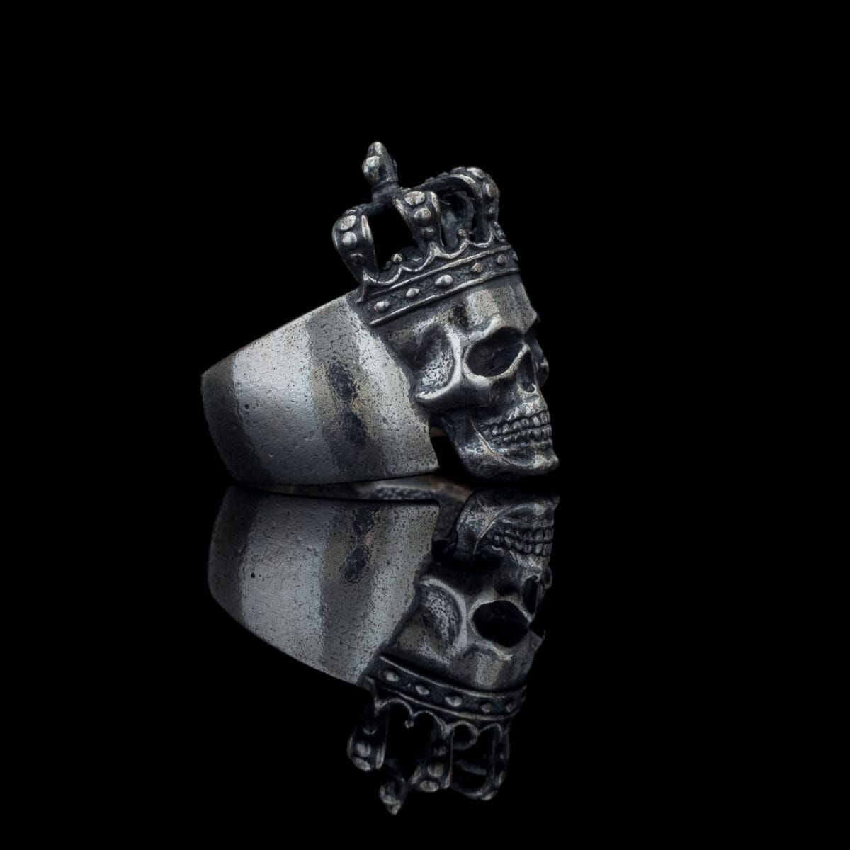 Skull in Crown Ring - Image 7