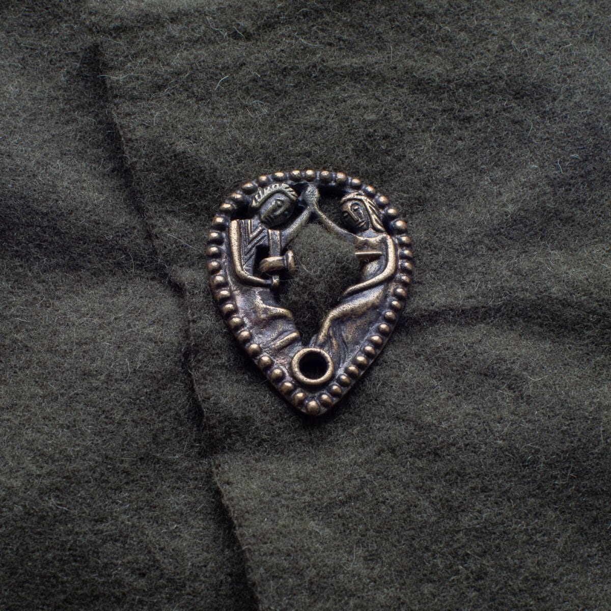 Tristan and Iseult Medieval Fibula Brooch - Image 5