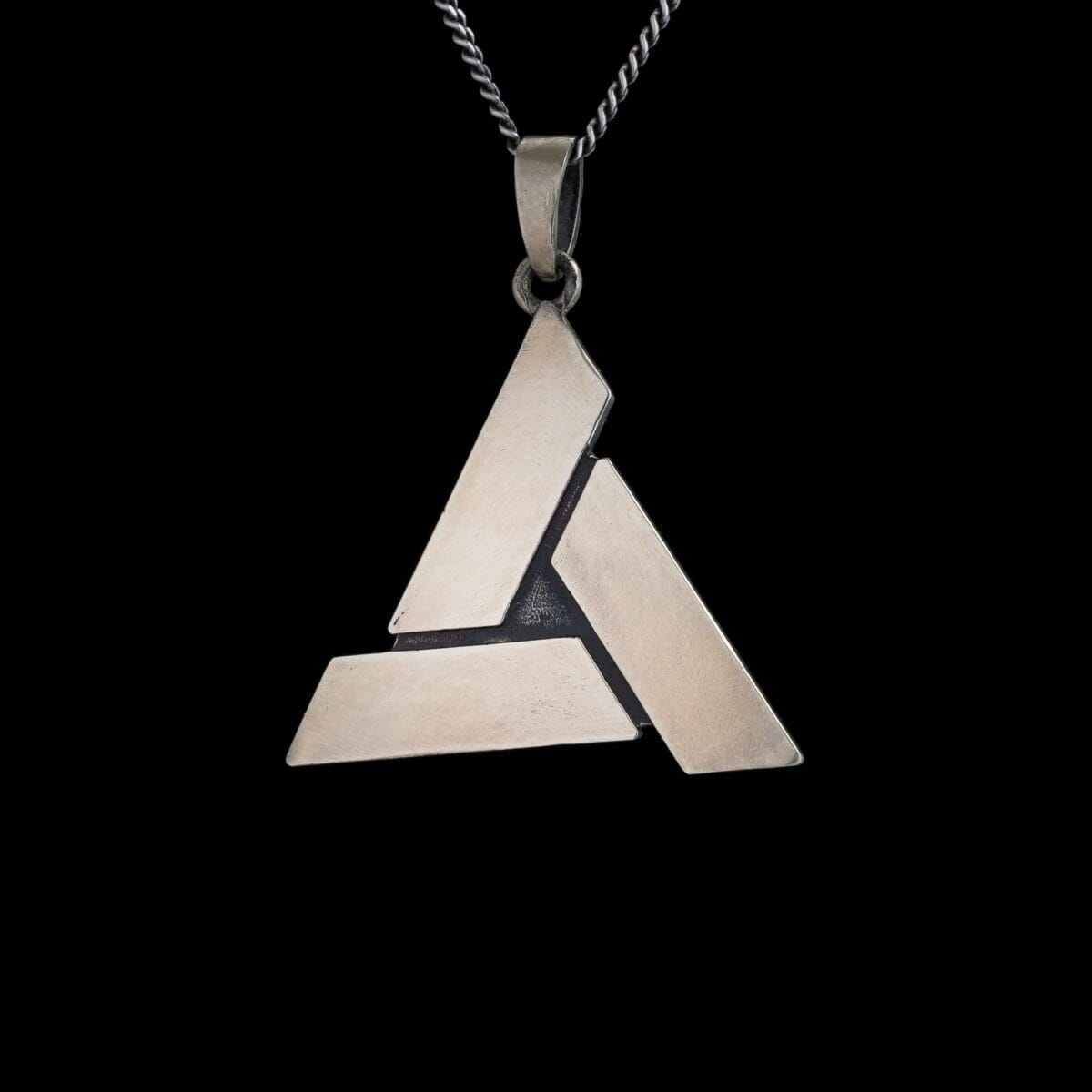 Abstergo Industries Pendant - Image 1