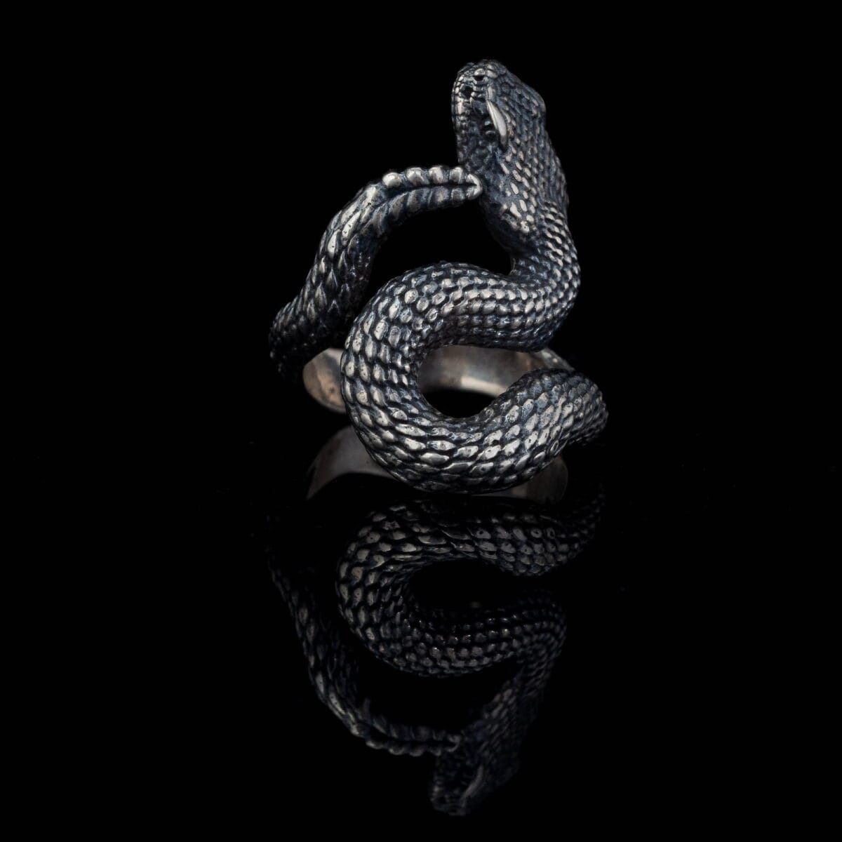 Snake Ring Attacking rattlesnake ring. Snake ring - Image 1