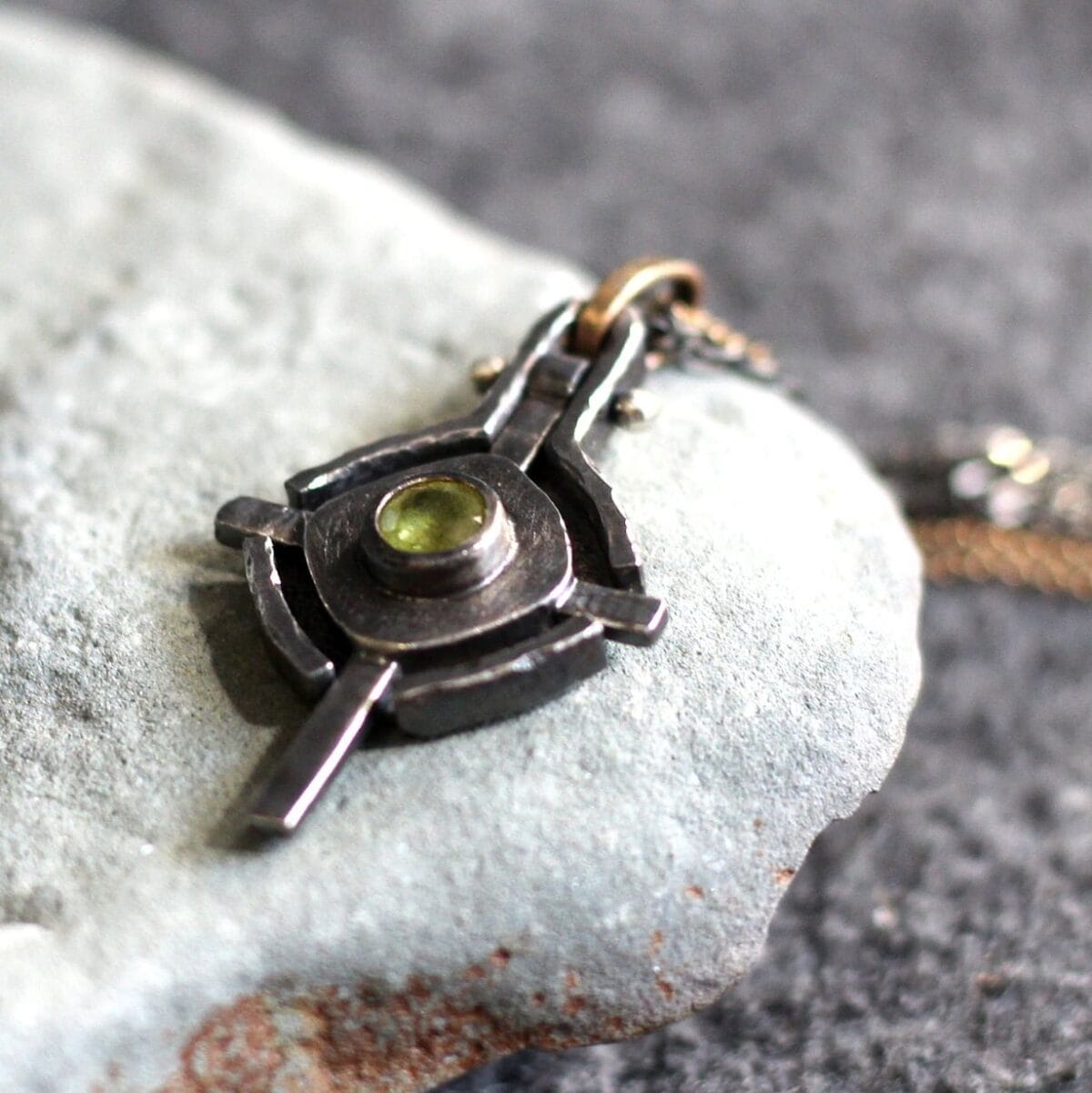 IMG_3126 Gothic kinematic green sparkle sphene cross - Image 1