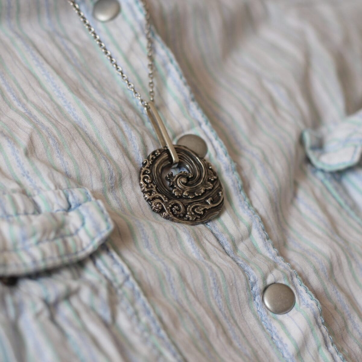 Ocean sea storm wave symbol pendant - Image 3