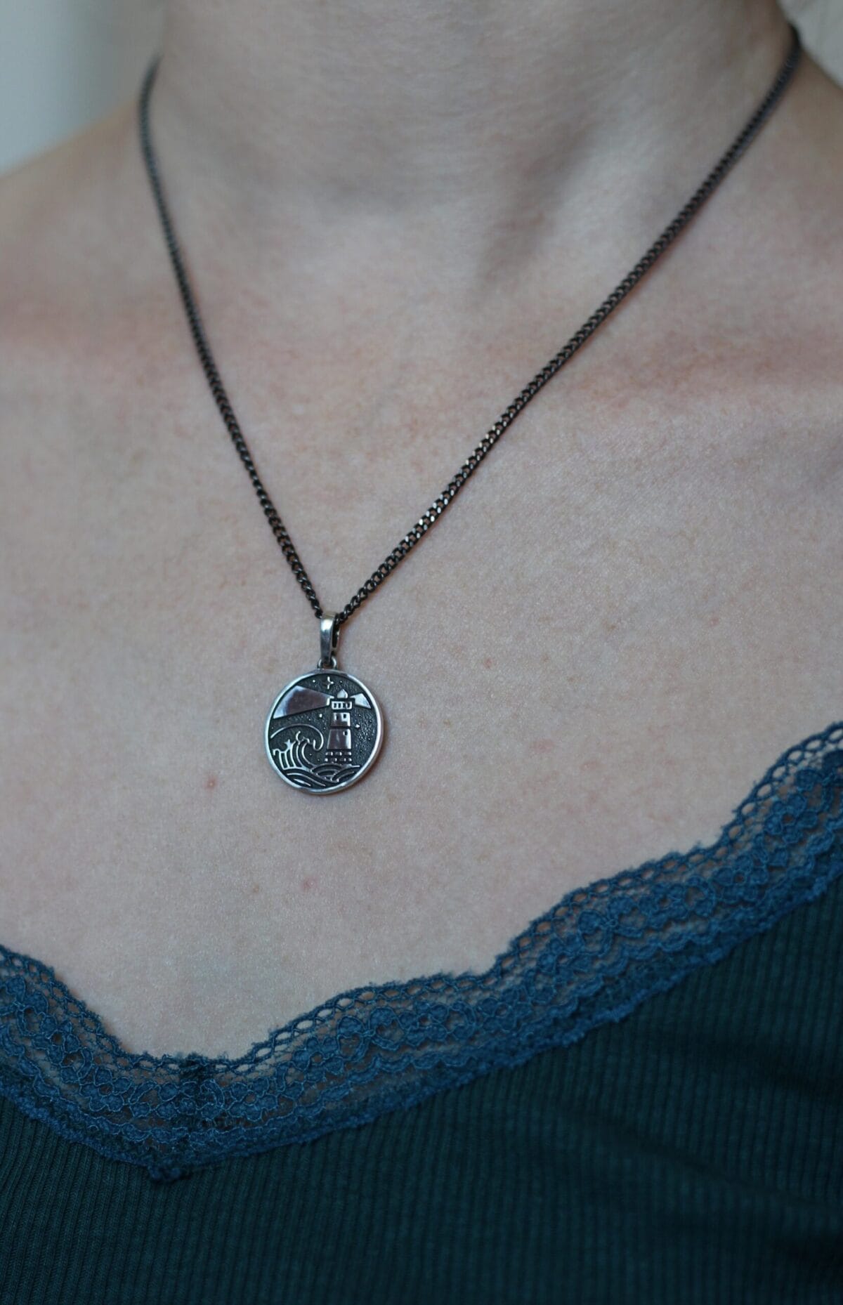 Lighthouse symbol Beacon pendant - Image 4