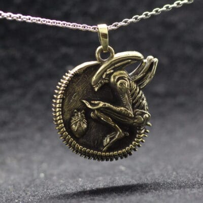 Alien Xenomorph pendant