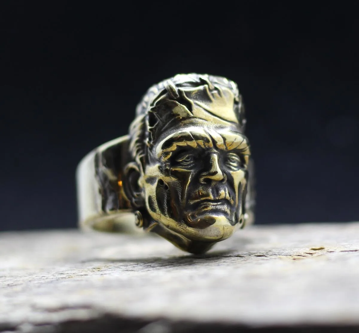 Monster of Frankenstein ring - Artifactoria