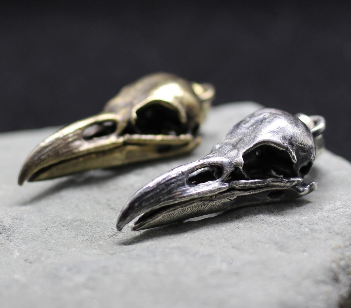Small anatomically raven crow skull pendant
