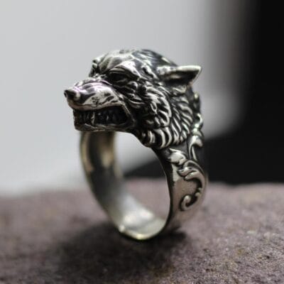 Bad wolf grin of the beast ring